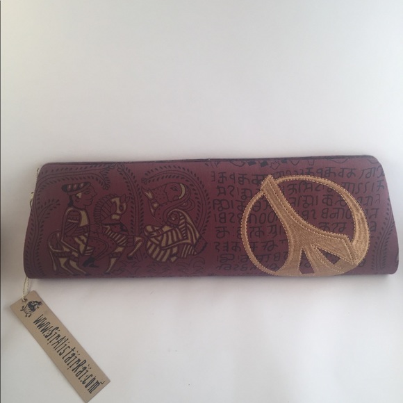 Sir Alistair Rai Handbags - Sir Alistair Rai peace clutch